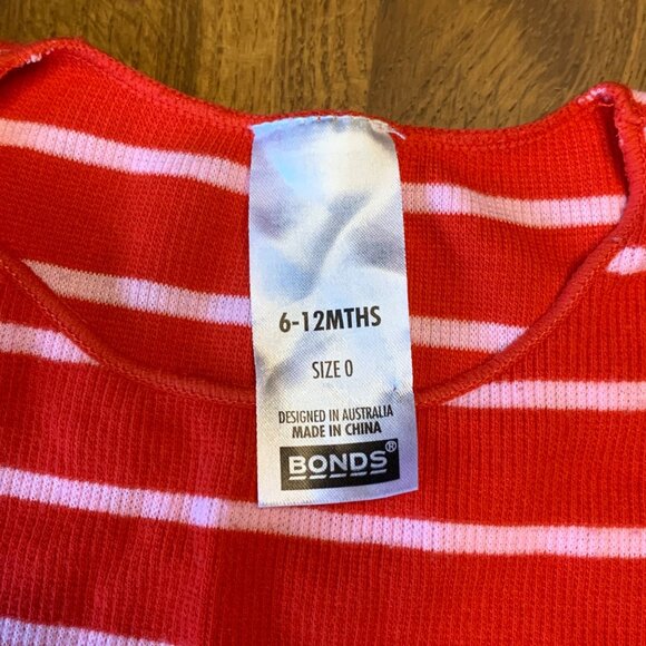 BONDS Red Striped Bodysuit Baby 6-12 0 Holiday Christmas Onesie Infant Stripes - Picture 6 of 6